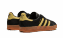 Gazelle Indoor Core Negro Casi Amarillo