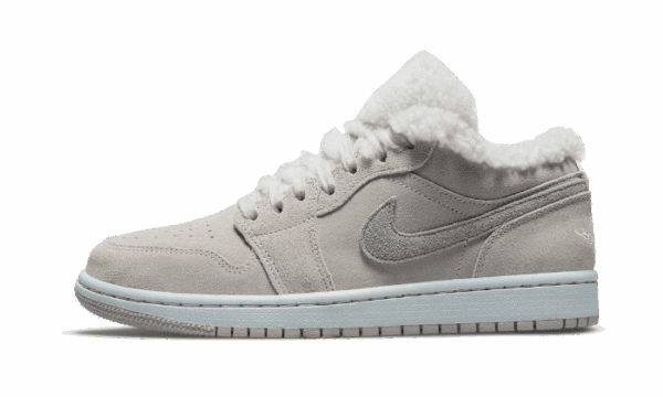 Air Jordan 1 Low SE Sherpa Fleece