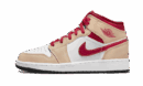 Air Jordan 1 Mid Onyx Curry