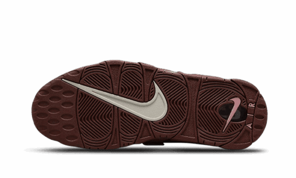Air More Uptempo 96 Valentine's Day (2023) - Imagen 3