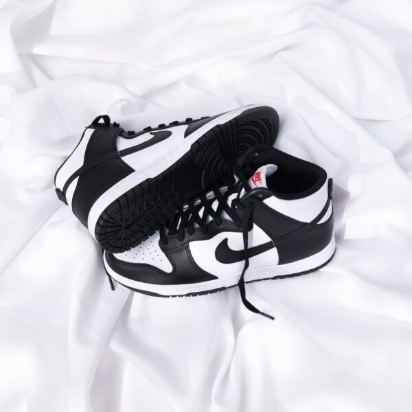 Dunk High Panda (2021) – Image 5