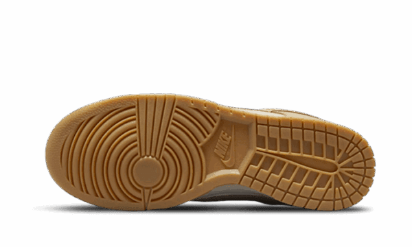 Dunk Low Khaki Suede Gum - Imagen 3