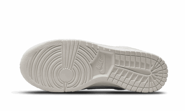 Dunk Low Yellow Heart - Image 3