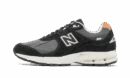 2002R Negro Sepia