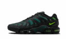 Air Max Plus Drift Negro Voltio