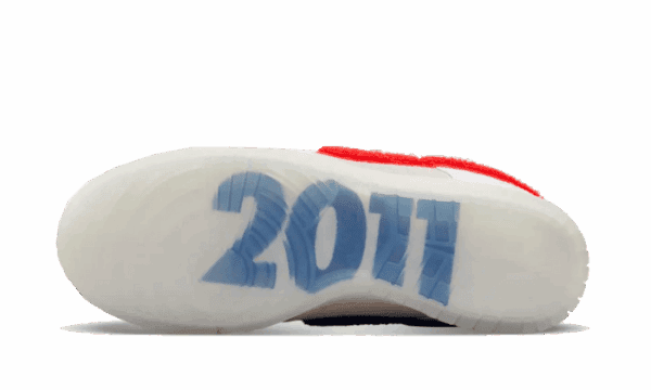 Dunk Low Retro PRM Year of the Rabbit White Crimson - Image 3
