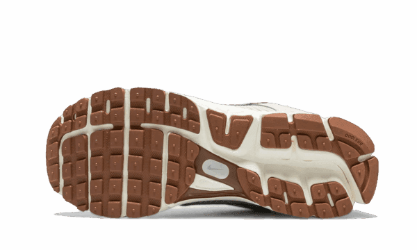 Zoom Vomero 5 Light Orewood Brown - Imagen 4