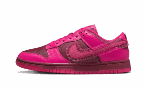 Dunk Low San Valentín (2022)