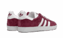 Gazelle colegial burdeos