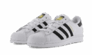 Superstar Nube Blanco Núcleo Negro