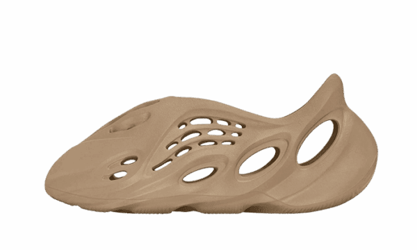 Yeezy Foam RNNR Clay Taupe