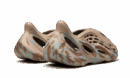 Yeezy Schiuma RNNR MX Sabbia Grigio