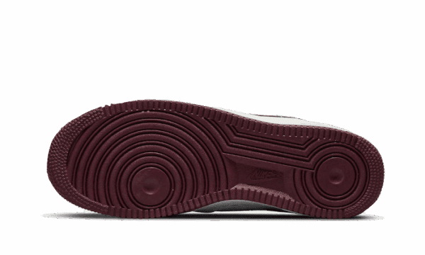 Air Force 1 Low '07 Craft Dark Beetroot – Image 3