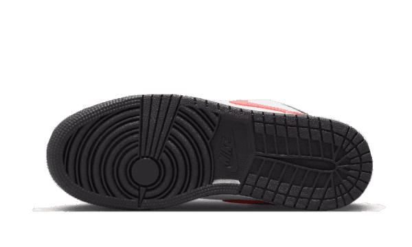 Air Jordan 1 Low Infrared 23 - Image 3