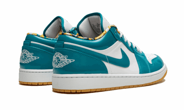 Air Jordan 1 Low SE Barcelona Print - Image 3