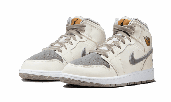 Air Jordan 1 Mid Velvet Toe – Image 2