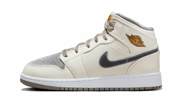 Air Jordan 1 Mid Velvet Toe