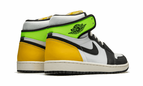 Air Jordan 1 Retro High OG Volt Gold – Image 3