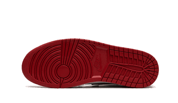 Air Jordan 1 Retro Low OG Black Toe - Image 4