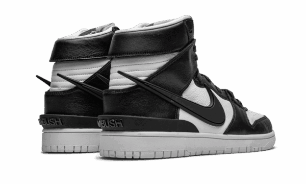 Dunk High Ambush Black White - immagine 3