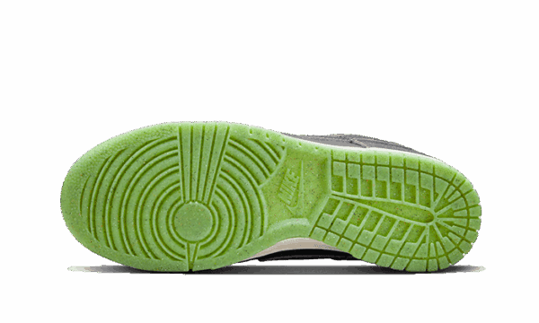 Dunk Low Swoosh Shadow Iron Grey - Image 3