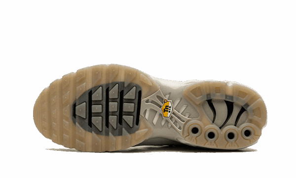 Air Max Plus A-COLD-WALL Platinum Tint - Image 4