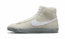 Blazer Mid '77 EMB Summit White