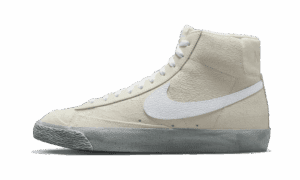 Blazer Mid '77 EMB Summit White