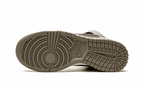 Dunk High Moon Fossil - Image 4
