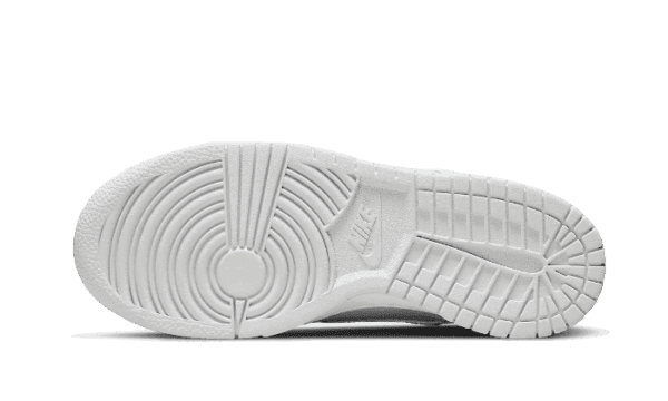 Dunk High Summit White Football Grey – Image 3