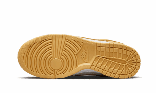 Dunk Low Celestial Gold Suede - Image 3