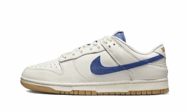 Dunk Low SE Sail Dark Marina Blue