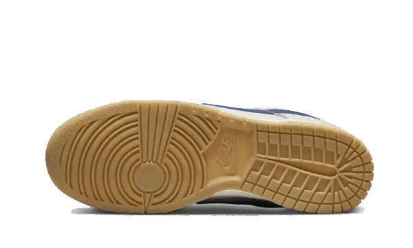 Dunk Low SE Sail Dark Marina Blue – Image 3