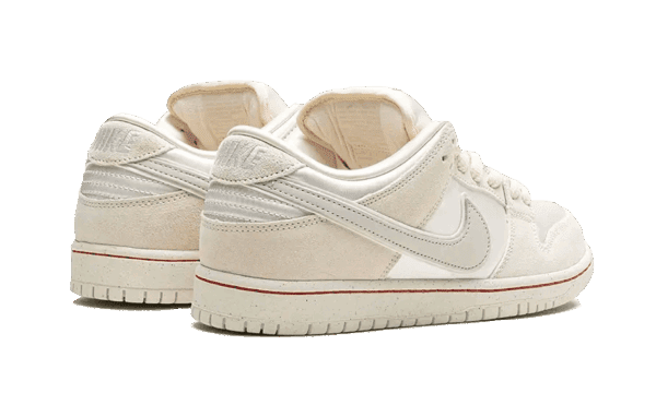 SB Dunk Low City Of Love Light Bone - Imagen 3