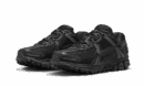 Vomero 5 Triple Negro