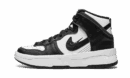 Dunk High Up Panda