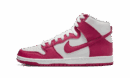 SB Dunk High Barbabietola dolce