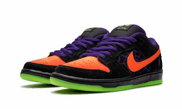 SB Dunk Low "Night of Mischief" - immagine 2