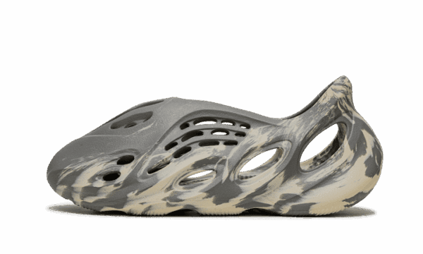 Yeezy Schiuma RNNR MXT Grigio Luna