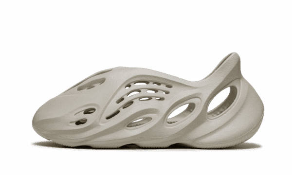 Yeezy Foam RNNR Sand