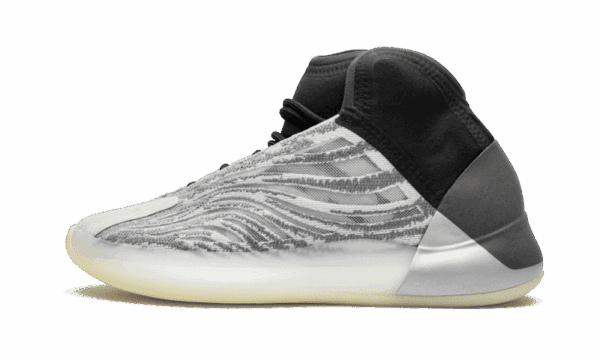 Yeezy QNTM (Modelo de estilo de vida)